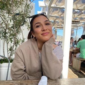 Meet your Posher, Dreyana